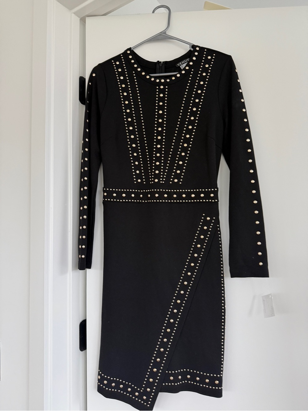 VENUS Black Long-Sleeve Studded Bodycon Dress